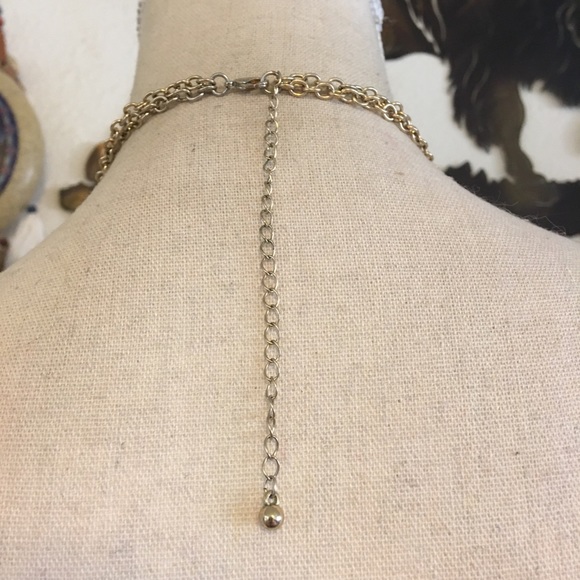 Layered large faceted plastic bead necklace - Picture 5 of 8